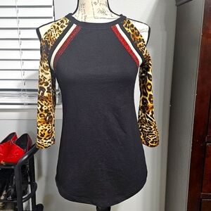 Venus Cold Shoulder Top